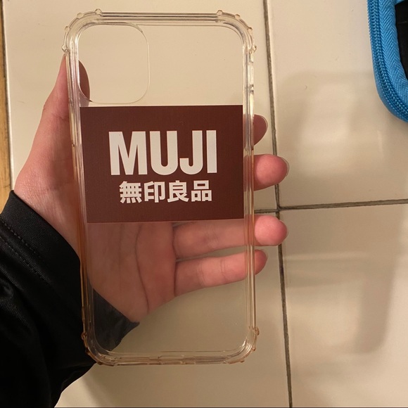 Protective iPhone 11 phone case - Picture 2 of 5